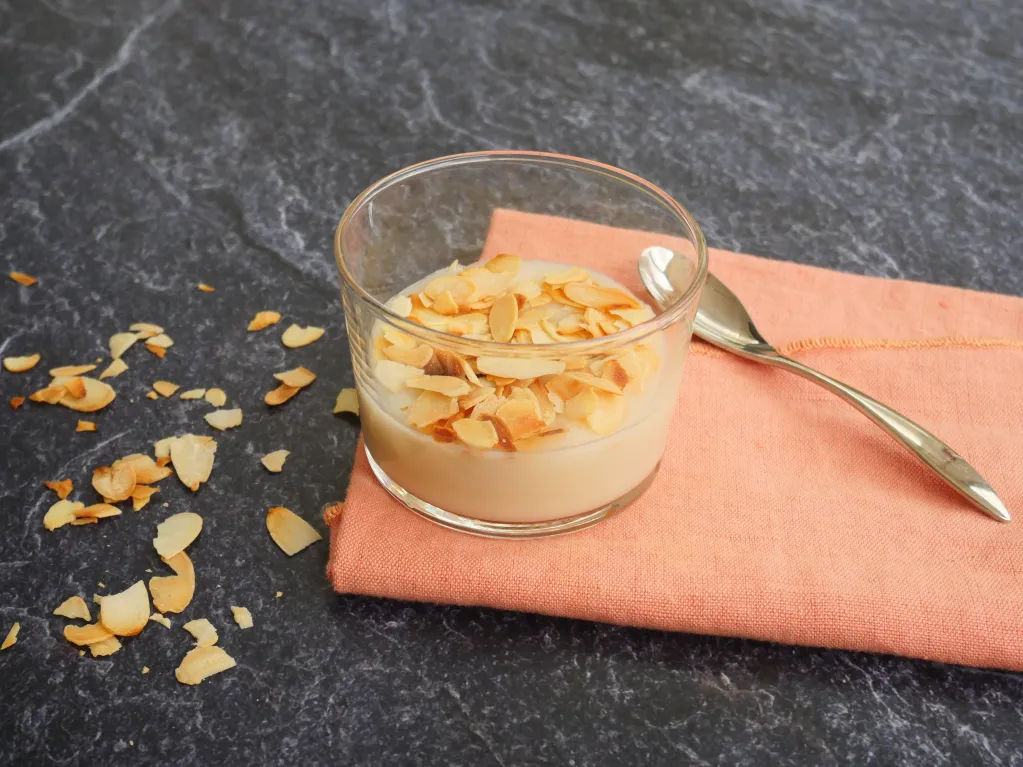Photo de la crème de riz, miel, fleur d’oranger et amandes