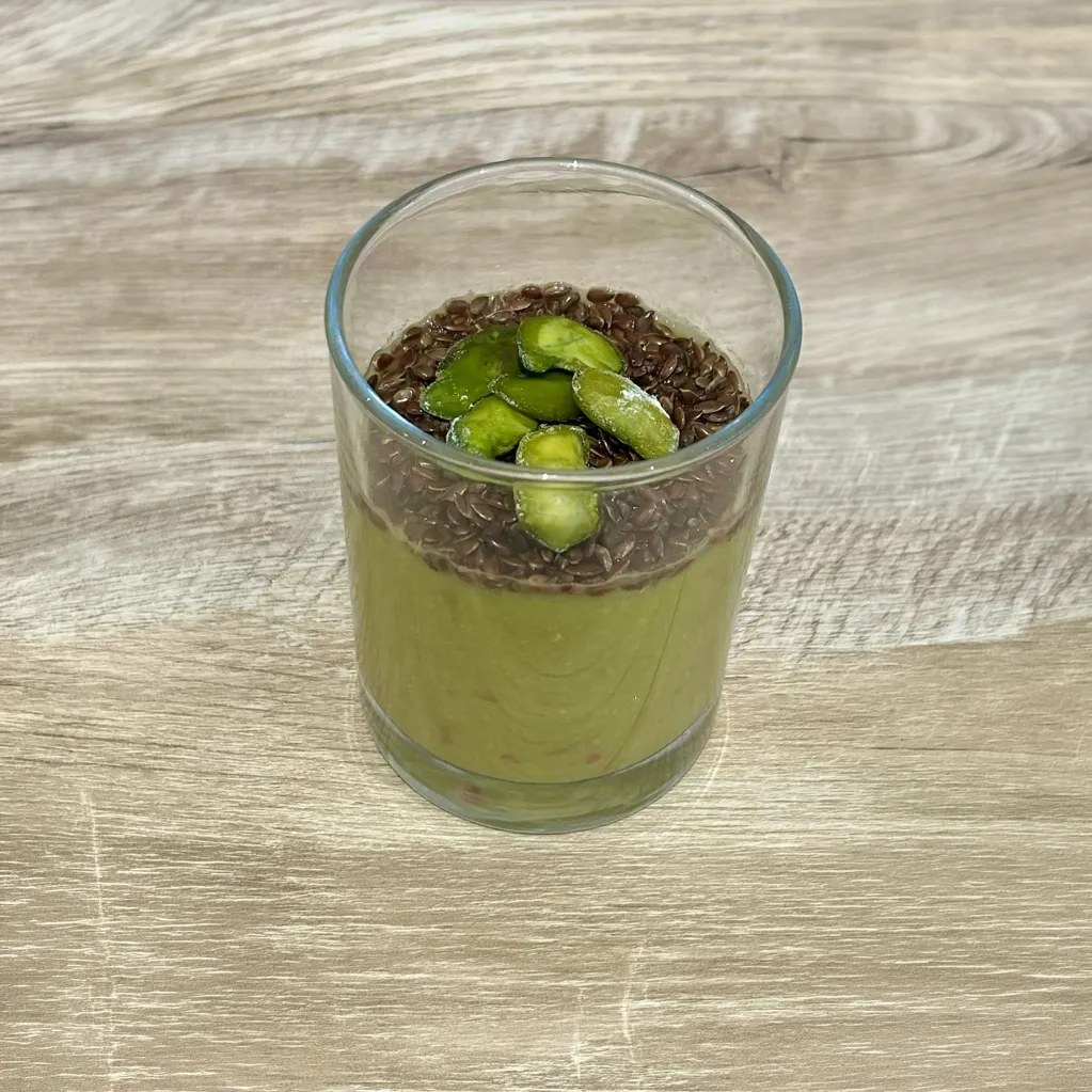 Smoothie pomme, fève et graines de lin